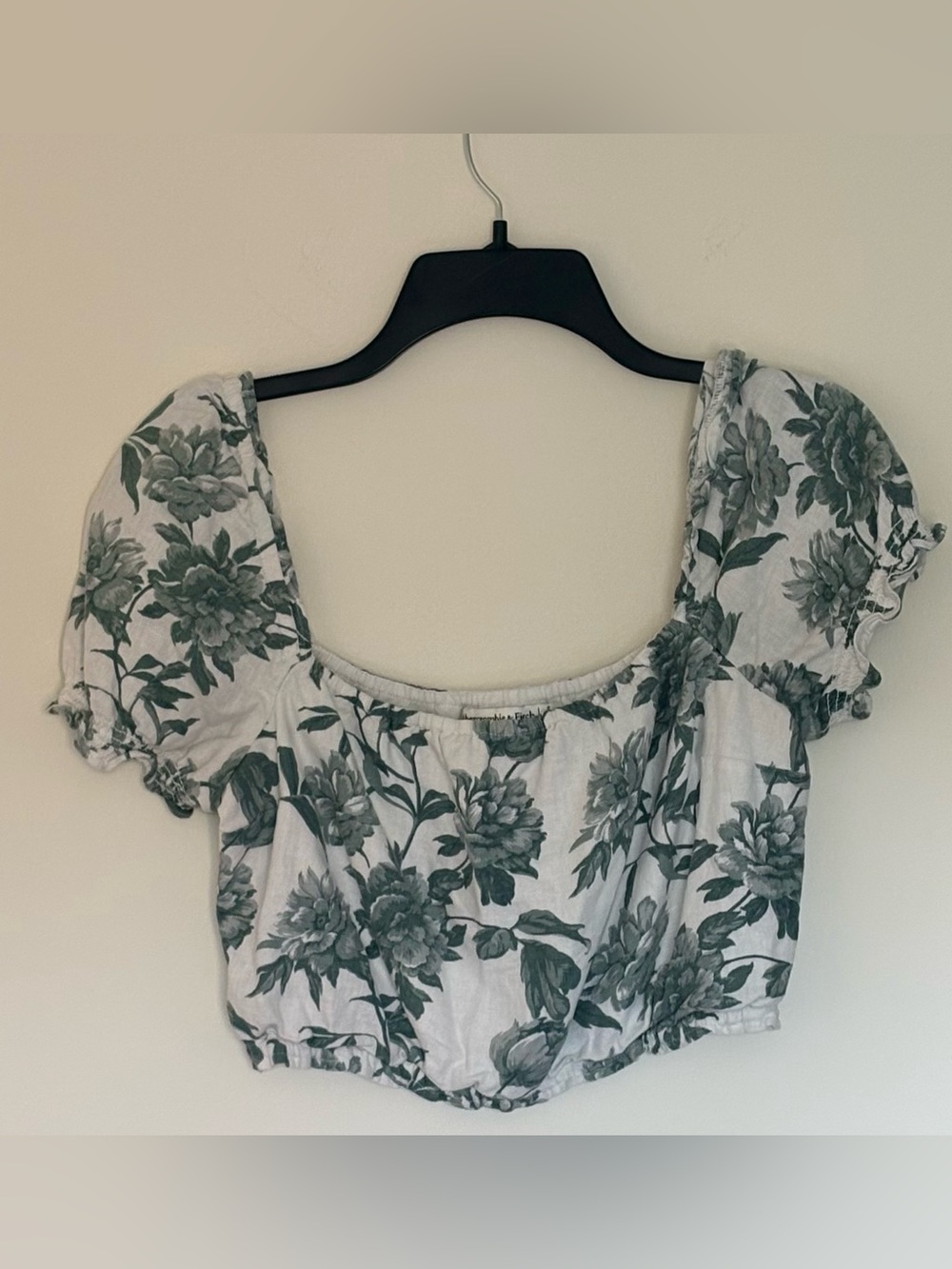A&F Vintage Style Floral Milkmaid Crop Top – White/Green Linen-Blend Square Neck